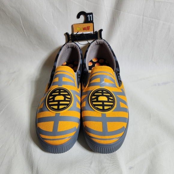 Dragon Ball Z Themed Mens Sneakers Size 11. Slip On - Picture 1 of 6